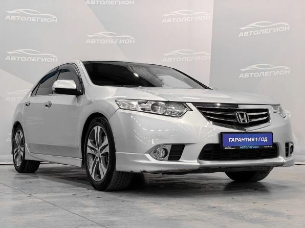 Honda Accord VIII Рестайлинг с пробегом 2011 года, цена 1 380 000 рублей, 216018 км, седан, Автокод Объявления