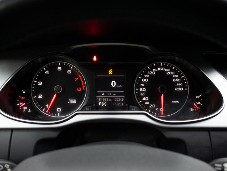 Audi A4 IV (B8) Рестайлинг Москва  - изображение 10