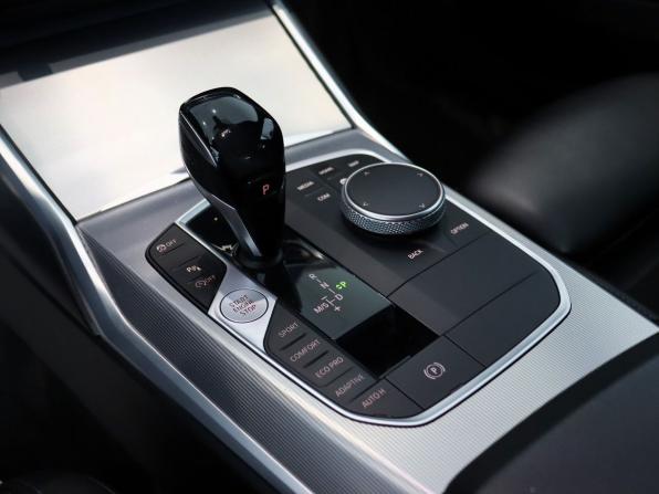 BMW 3 серии VII (G2x) с пробегом 2019 года, цена 3 699 000 рублей, 120718 км, седан, Автокод Объявления