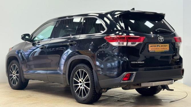 Toyota Highlander III (XU50) Рестайлинг с пробегом 2017 года, цена 2 850 000 рублей, 211239 км, внедорожник, Автокод Объявления