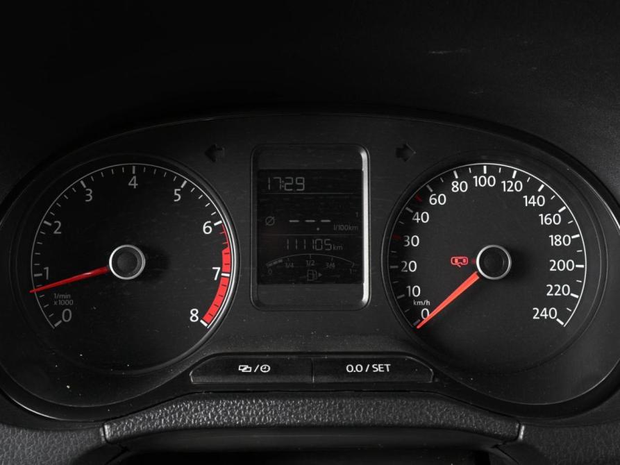 Volkswagen Polo V Рестайлинг Ростов-на-Дону  - изображение 13