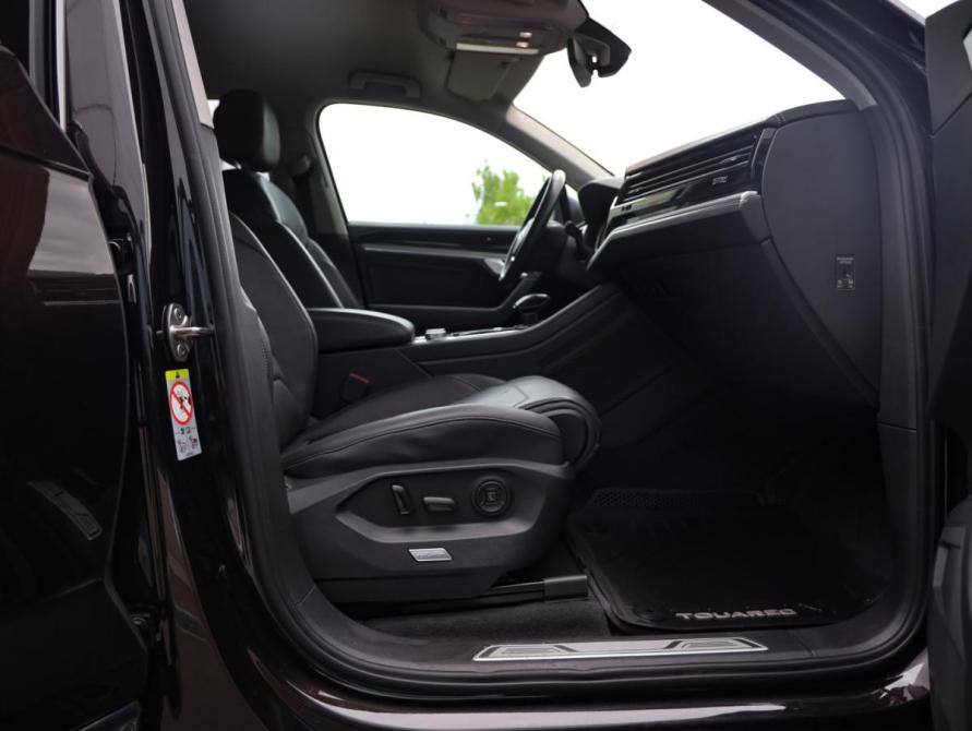 Volkswagen Touareg III Санкт-Петербург  - изображение 25