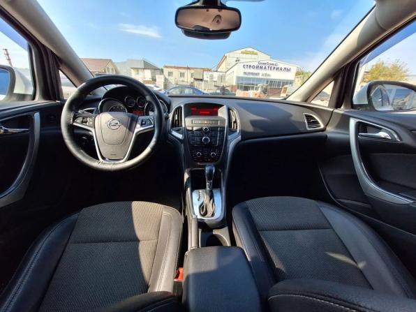 Opel Astra J Рестайлинг с пробегом 2012 года, цена 699 000 рублей, 213122 км, универсал, Автокод Объявления