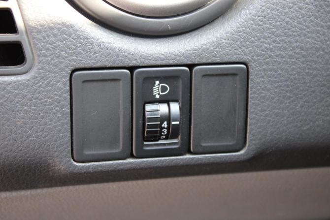 Suzuki SX4 I (Classic) Рестайлинг с пробегом 2010 года, цена 649 000 рублей, 215000 км, хэтчбек, Автокод Объявления