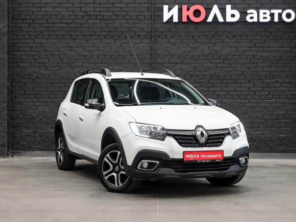 Renault Sandero II Рестайлинг с пробегом 2020 года, цена 1 300 000 рублей, 76514 км, хэтчбек, Автокод Объявления