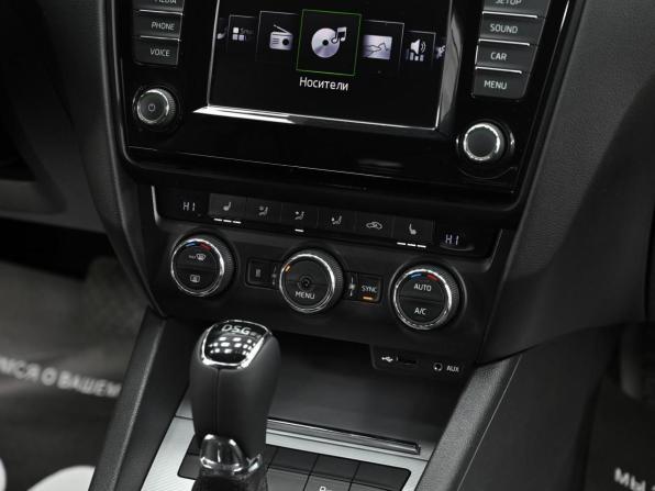 Skoda Octavia III (A7) с пробегом 2016 года, цена 1 499 000 рублей, 150000 км, лифтбек, Автокод Объявления