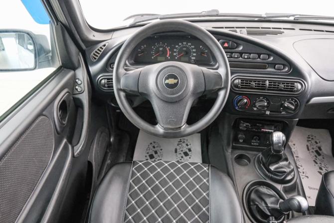 Chevrolet Niva I Рестайлинг с пробегом 2015 года, цена 629 000 рублей, 165000 км, внедорожник, Автокод Объявления