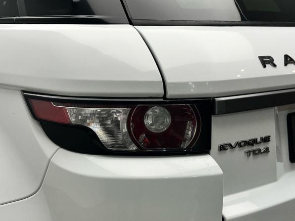 Land Rover Range Rover Evoque I с пробегом 2014 года, цена 1 995 000 рублей, 136470 км, внедорожник, Автокод Объявления