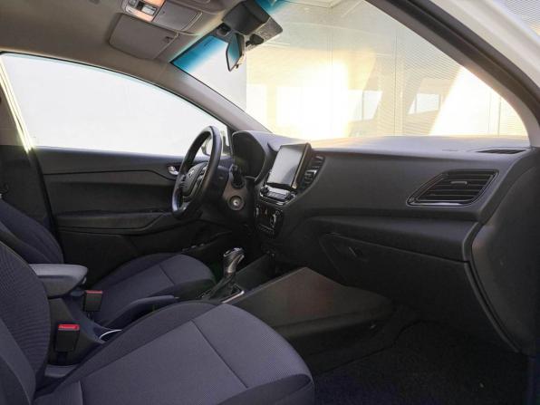 Hyundai Solaris II Рестайлинг с пробегом 2021 года, цена 1 600 000 рублей, 128800 км, седан, Автокод Объявления