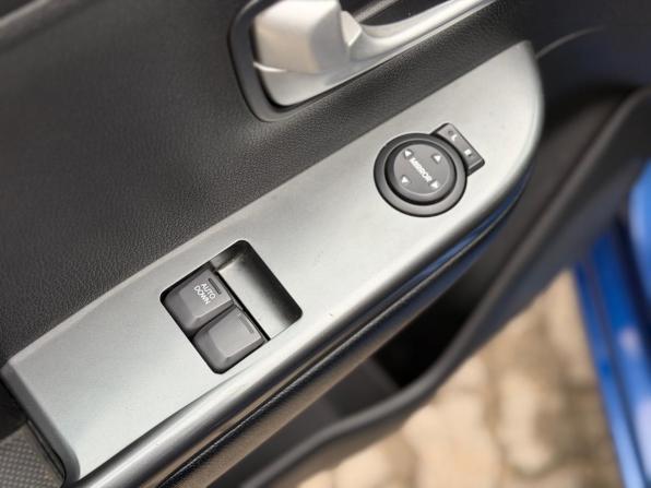 Kia Rio III с пробегом 2012 года, цена 795 000 рублей, 130679 км, седан, Автокод Объявления