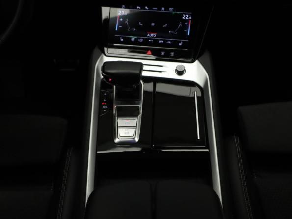 Audi Q6 с пробегом 2023 года, цена 6 350 000 рублей, 54786 км, внедорожник, Автокод Объявления