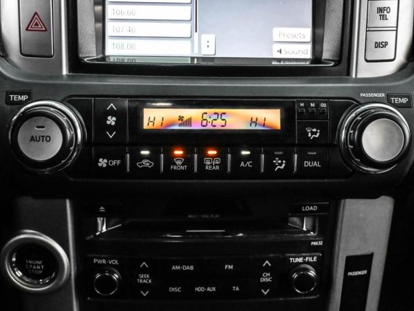 Toyota Land Cruiser Prado 150 Series с пробегом 2011 года, цена 2 549 000 рублей, 254781 км, внедорожник, Автокод Объявления