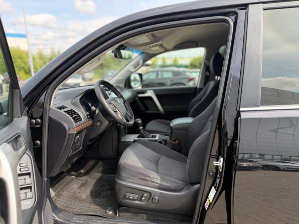 Toyota Land Cruiser Prado 150 Series Рестайлинг 2 с пробегом 2018 года, цена 4 100 000 рублей, 241379 км, внедорожник, Автокод Объявления