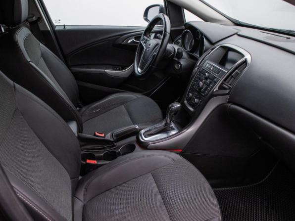 Opel Astra J с пробегом 2011 года, цена 670 000 рублей, 232307 км, хэтчбек, Автокод Объявления