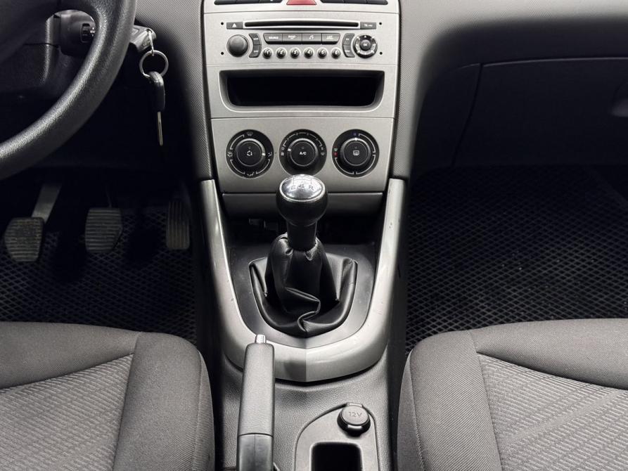 Peugeot 308 I Рестайлинг Воронеж  - изображение 12