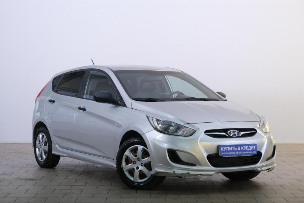 Hyundai Solaris I Омск  - изображение 1