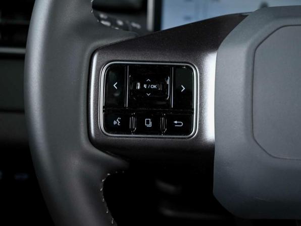 Toyota RAV4 VI (XA60) с пробегом 2025 года, цена 4 070 000 рублей, 40 км, внедорожник, Автокод Объявления