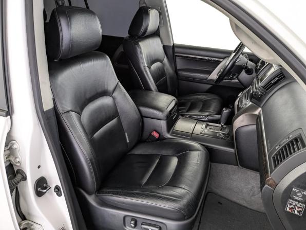 Toyota Land Cruiser 200 Series с пробегом 2011 года, цена 2 990 000 рублей, 291786 км, внедорожник, Автокод Объявления