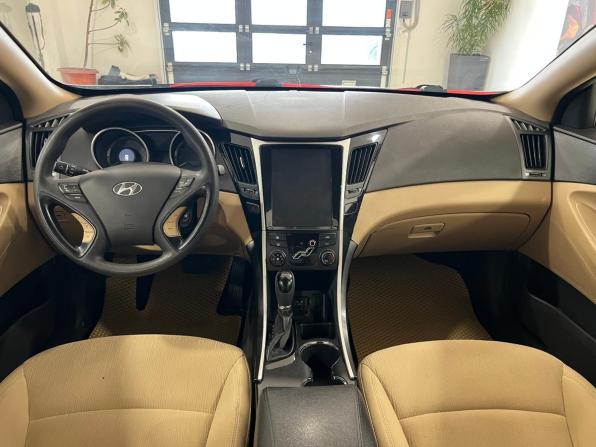 Hyundai Sonata VI (YF) с пробегом 2012 года, цена 1 095 000 рублей, 253445 км, седан, Автокод Объявления
