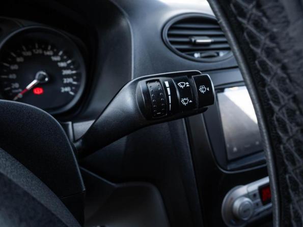 Ford Focus II Рестайлинг с пробегом 2008 года, цена 599 000 рублей, 291211 км, хэтчбек, Автокод Объявления