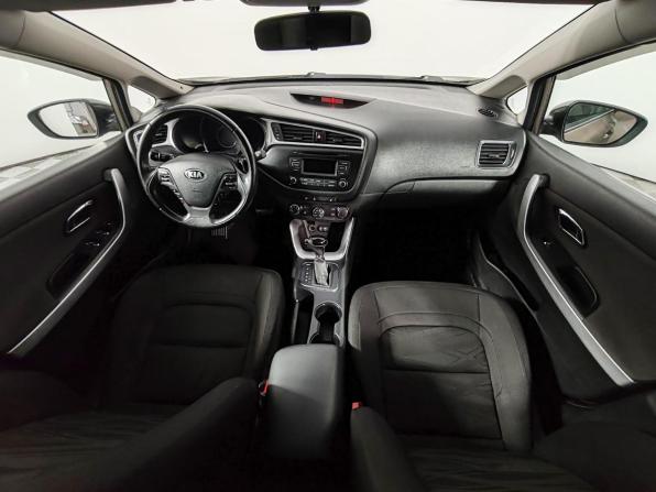 Kia Ceed II Рестайлинг с пробегом 2017 года, цена 1 199 000 рублей, 140434 км, универсал, Автокод Объявления