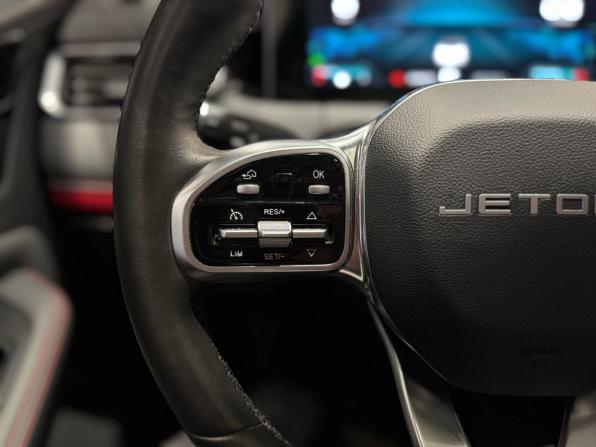 JETOUR X50 с пробегом 2024 года, цена 1 800 000 рублей, 44530 км, внедорожник, Автокод Объявления