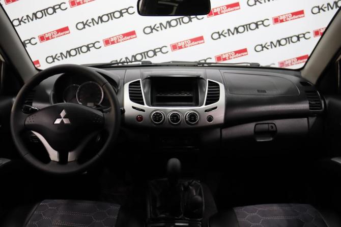 Mitsubishi L200 IV Рестайлинг с пробегом 2014 года, цена 1 525 250 рублей, 296296 км, пикап, Автокод Объявления