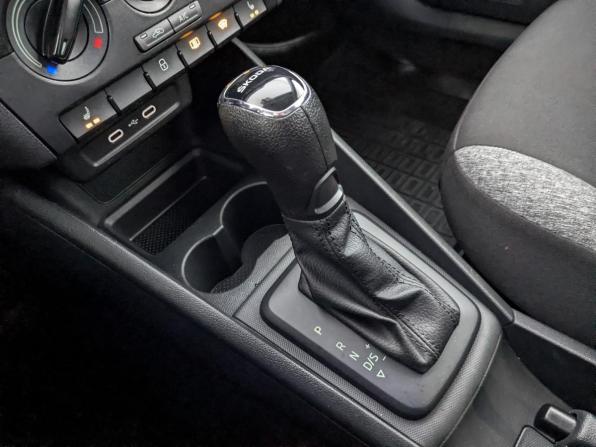Skoda Rapid II с пробегом 2022 года, цена 1 650 000 рублей, 85876 км, лифтбек, Автокод Объявления