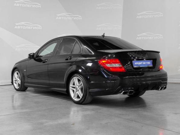 Mercedes-Benz C-Класс III (W204) Рестайлинг с пробегом 2011 года, цена 1 799 000 рублей, 190451 км, седан, Автокод Объявления
