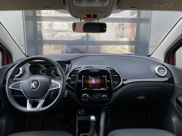 Renault Kaptur I Рестайлинг с пробегом 2021 года, цена 1 399 000 рублей, 86199 км, внедорожник, Автокод Объявления