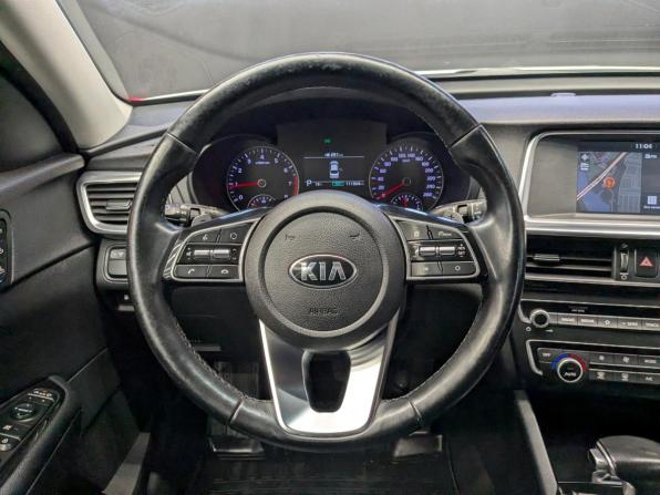 Kia Optima IV Рестайлинг с пробегом 2019 года, цена 2 060 000 рублей, 111354 км, седан, Автокод Объявления
