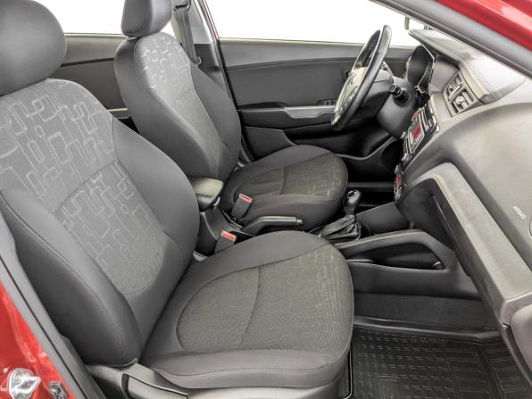 Kia Rio III Рестайлинг с пробегом 2016 года, цена 1 345 000 рублей, 71542 км, седан, Автокод Объявления