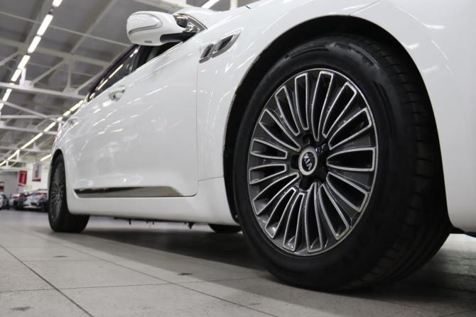 Kia Quoris I с пробегом 2013 года, цена 1 555 550 рублей, 181757 км, седан, Автокод Объявления