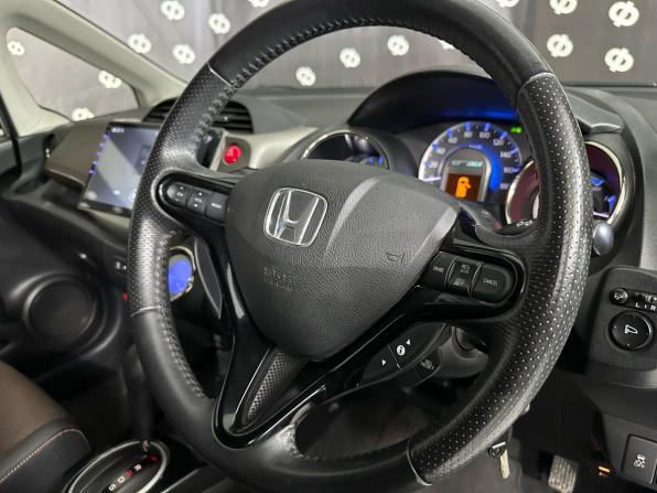 Honda Fit Shuttle I с пробегом 2012 года, цена 899 000 рублей, 198751 км, универсал, Автокод Объявления