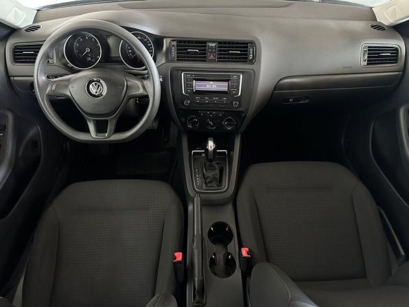 Volkswagen Jetta VI Рестайлинг с пробегом 2015 года, цена 1 049 000 рублей, 225547 км, седан, Автокод Объявления