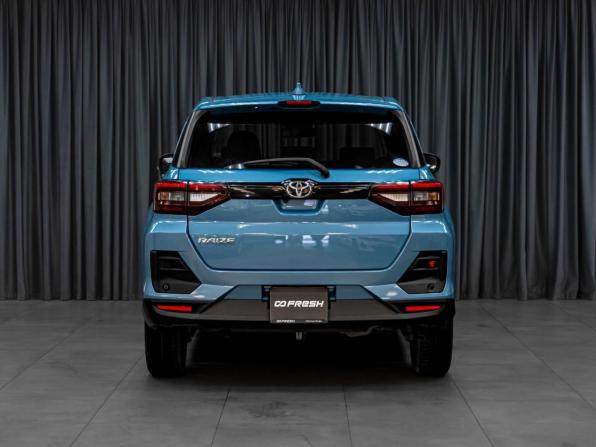 Toyota Raize I с пробегом 2020 года, цена 1 699 000 рублей, 71566 км, внедорожник, Автокод Объявления