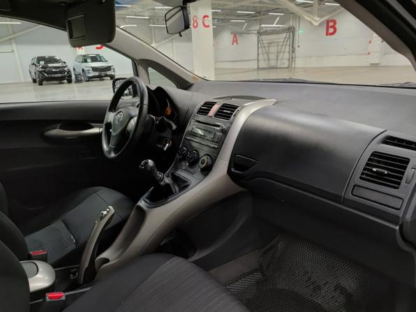 Toyota Auris I с пробегом 2007 года, цена 550 000 рублей, 329616 км, хэтчбек, Автокод Объявления