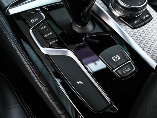 BMW 5 серии VII (G30/G31/G38) с пробегом 2018 года, цена 4 149 000 рублей, 49996 км, седан, Автокод Объявления