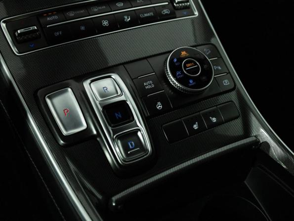 Hyundai Santa Fe IV Рестайлинг с пробегом 2021 года, цена 1 999 585 рублей, 153733 км, внедорожник, Автокод Объявления