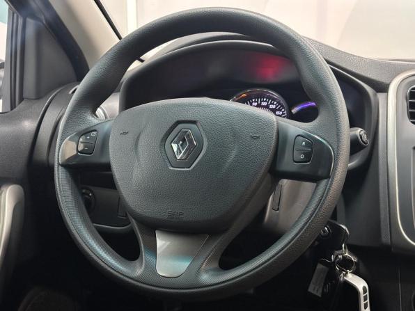 Renault Sandero II Рестайлинг с пробегом 2018 года, цена 955 000 рублей, 136040 км, хэтчбек, Автокод Объявления