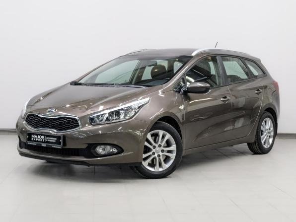 Kia Ceed II с пробегом 2015 года, цена 1 255 000 рублей, 118804 км, универсал, Автокод Объявления