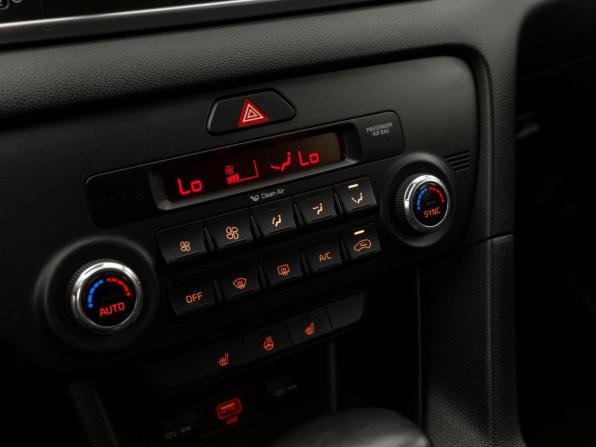 Kia Sportage IV Рестайлинг с пробегом 2019 года, цена 2 140 000 рублей, 86507 км, внедорожник, Автокод Объявления