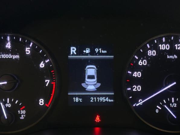 Hyundai Solaris II с пробегом 2018 года, цена 910 000 рублей, 211610 км, седан, Автокод Объявления