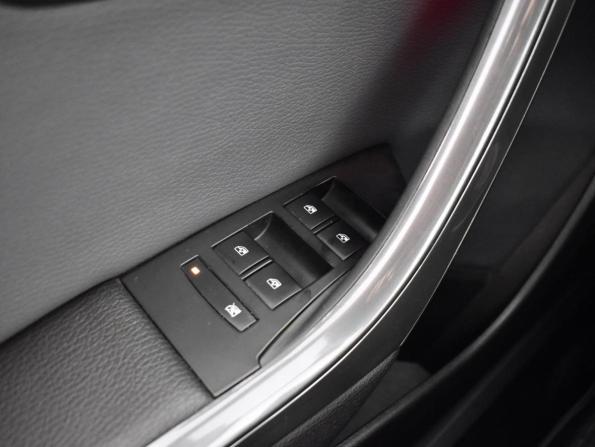 Opel Astra J Рестайлинг с пробегом 2013 года, цена 723 200 рублей, 214004 км, седан, Автокод Объявления