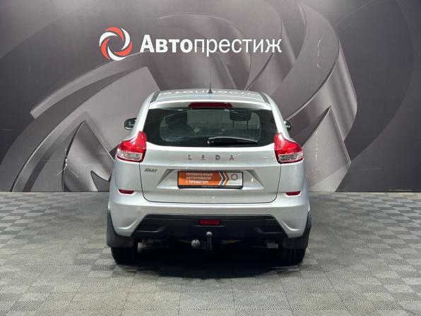 Lada (ВАЗ) XRAY I с пробегом 2018 года, цена 770 000 рублей, 100174 км, хэтчбек, Автокод Объявления