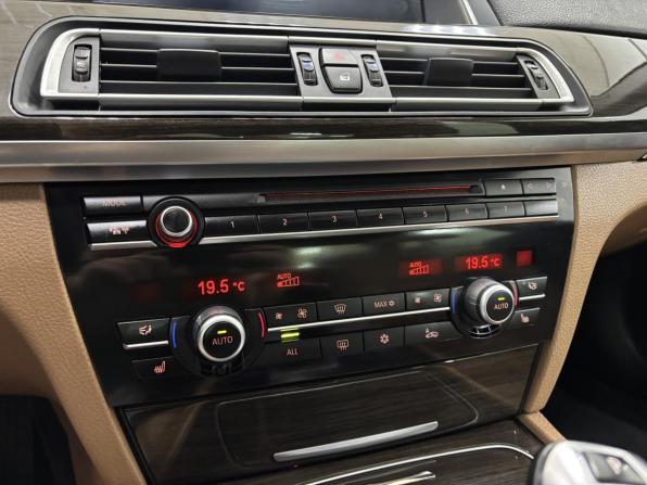 BMW 7 серии V (F01/F02/F04) Рестайлинг с пробегом 2012 года, цена 2 430 000 рублей, 196108 км, седан, Автокод Объявления