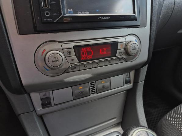 Ford Focus II Рестайлинг с пробегом 2010 года, цена 550 000 рублей, 172962 км, седан, Автокод Объявления