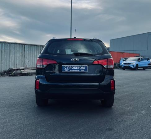 Kia Sorento II Рестайлинг с пробегом 2018 года, цена 1 890 000 рублей, 139000 км, внедорожник, Автокод Объявления