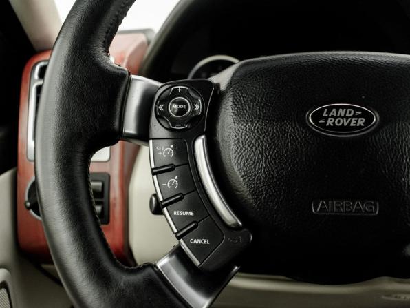 Land Rover Range Rover III Рестайлинг 2 с пробегом 2009 года, цена 1 900 000 рублей, 271062 км, внедорожник, Автокод Объявления