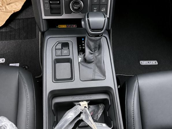 Новый Toyota Hilux IX 2026 года, цена 8 990 000 рублей, offers.body_type.unknown, Автокод Объявления